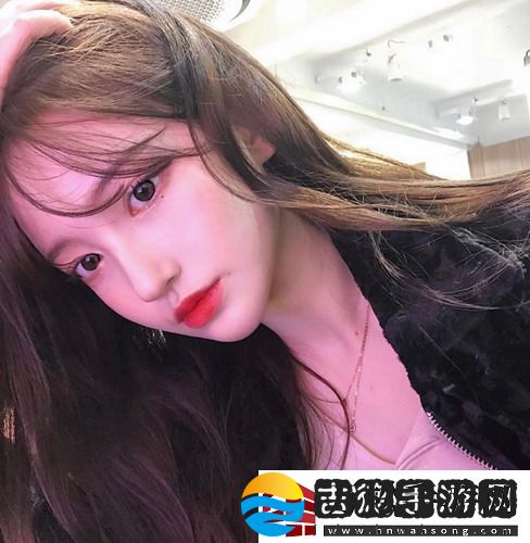 ysl口红水蜜桃色号梦幻桃花感，网友：擦上仿佛自带粉色滤镜！